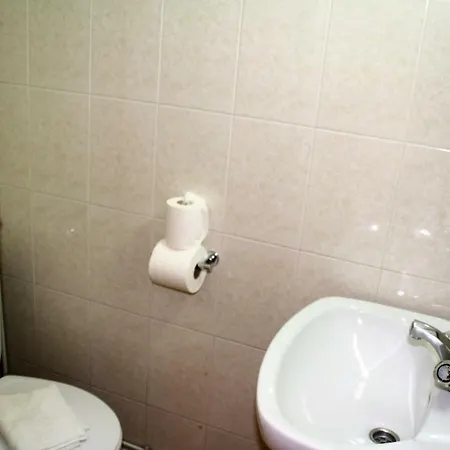 Ocean Canada Apartment *