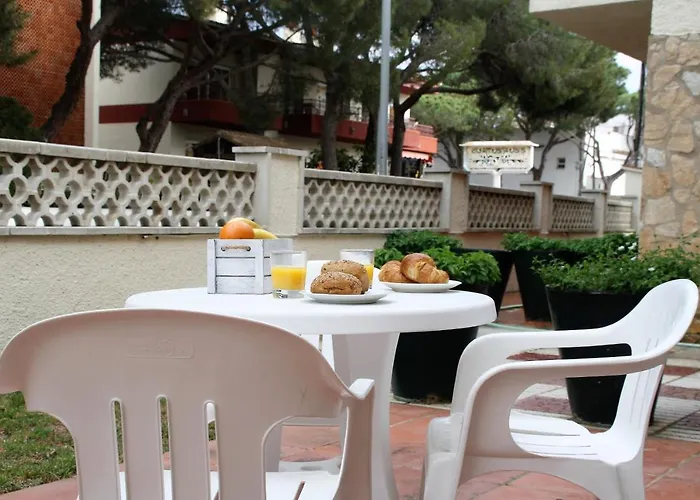 Ocean Canada Апартаменти *